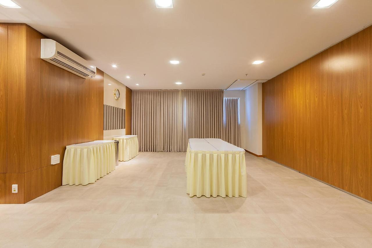 Tri Hotel Executive Brusque Kültér fotó