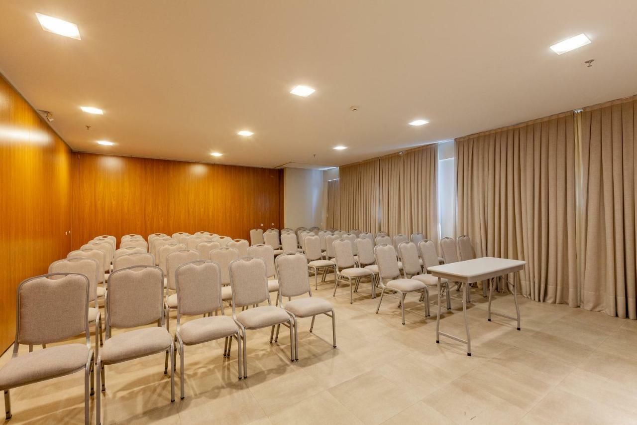 Tri Hotel Executive Brusque Kültér fotó