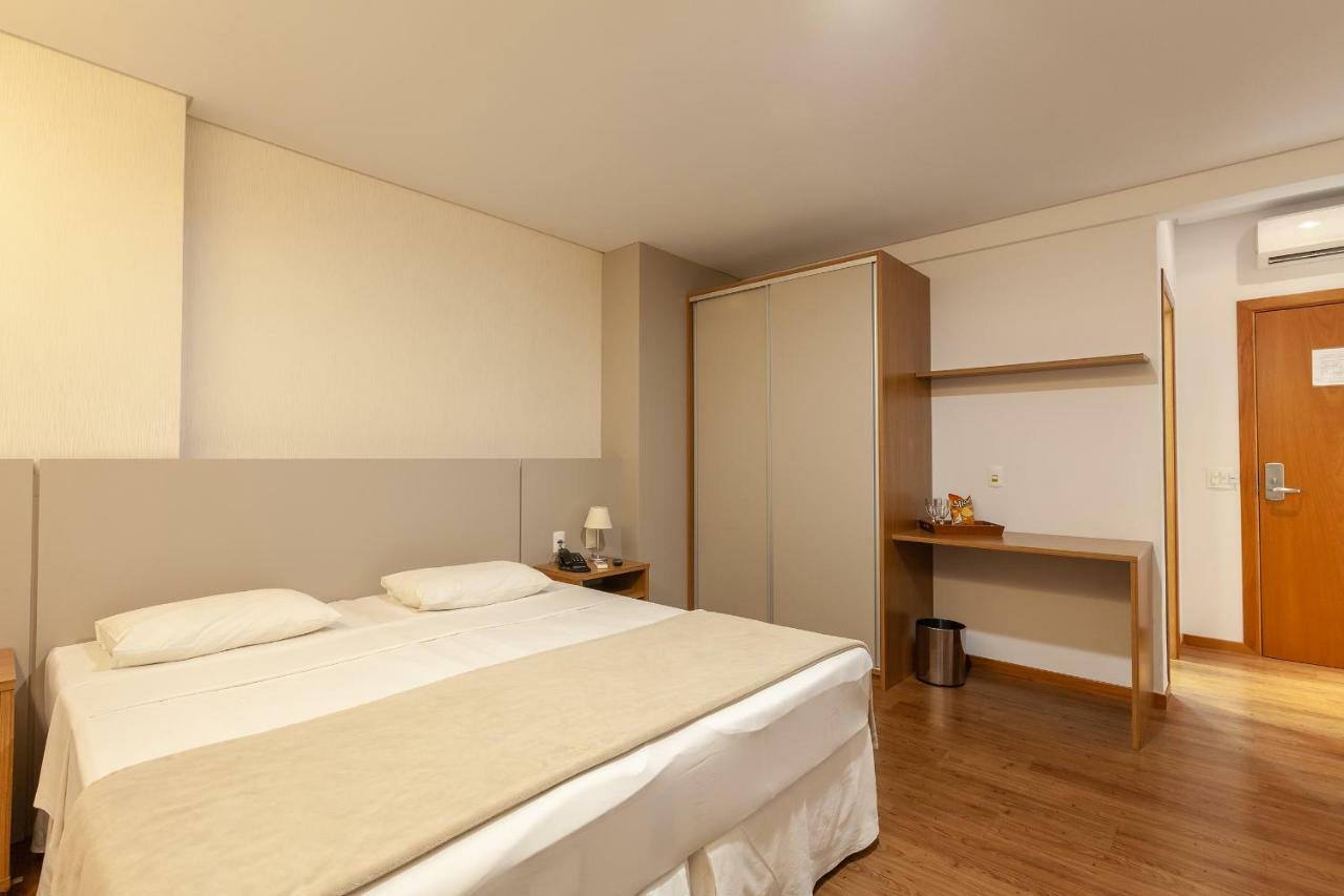 Tri Hotel Executive Brusque Kültér fotó