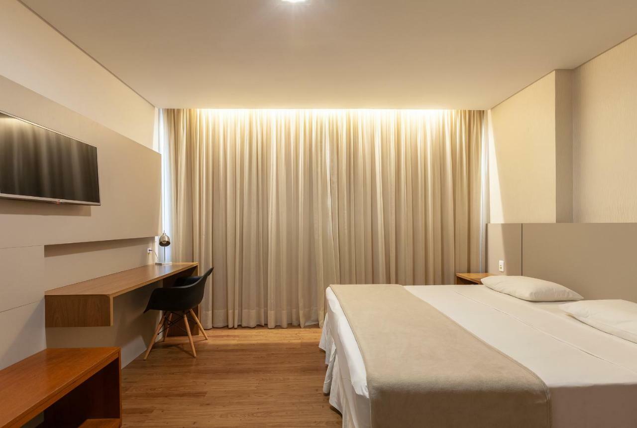 Tri Hotel Executive Brusque Kültér fotó