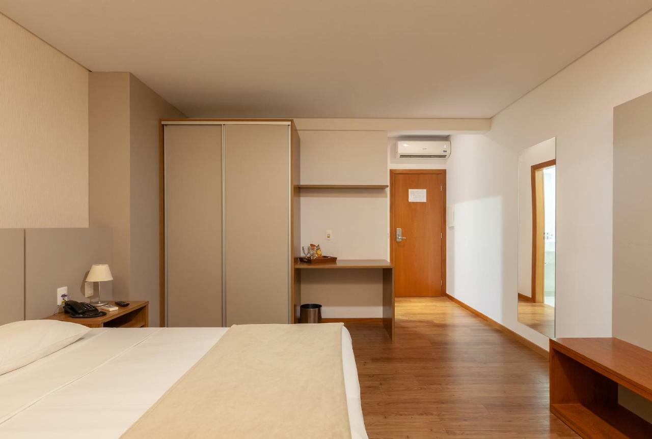 Tri Hotel Executive Brusque Kültér fotó