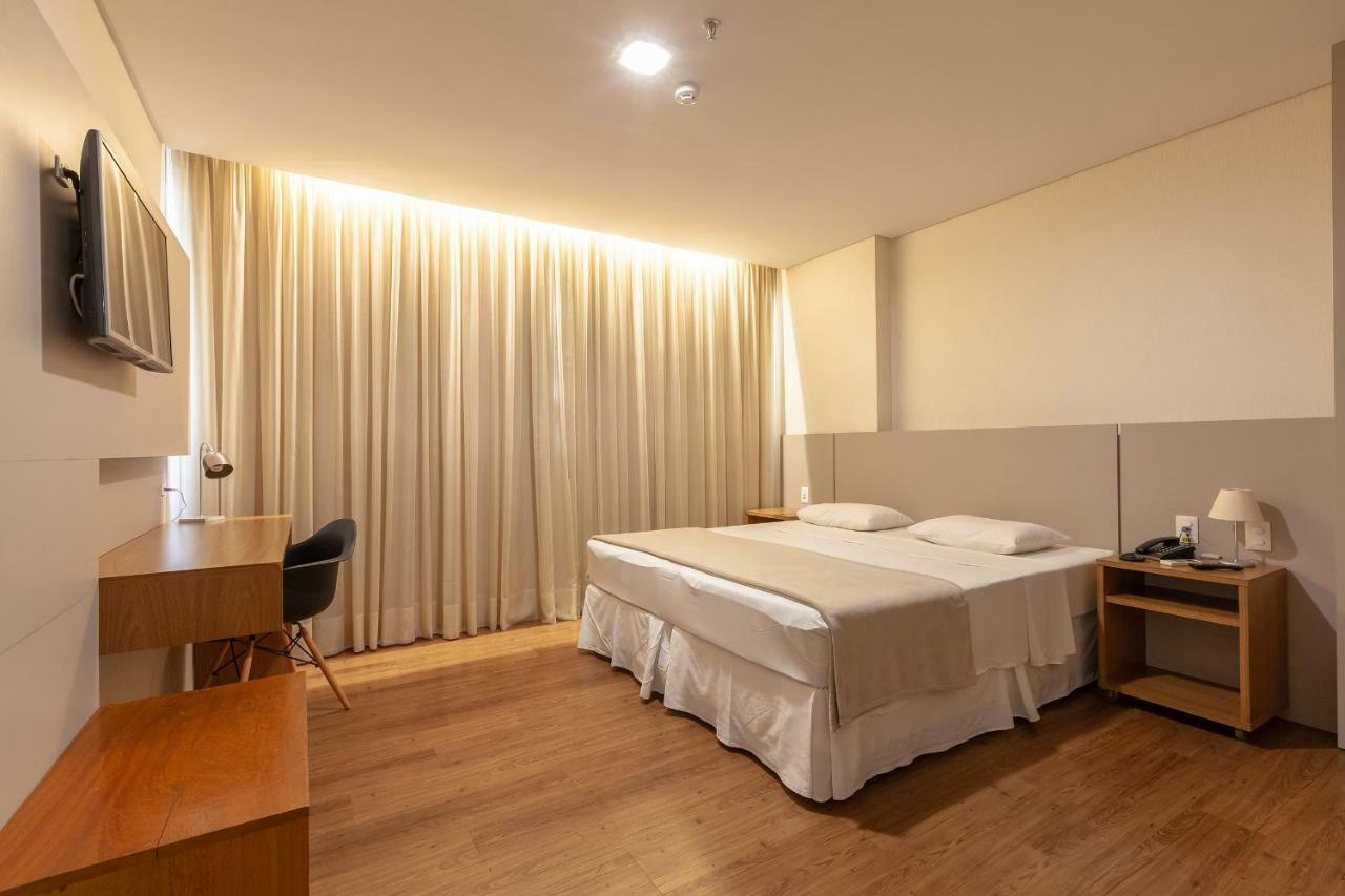 Tri Hotel Executive Brusque Kültér fotó